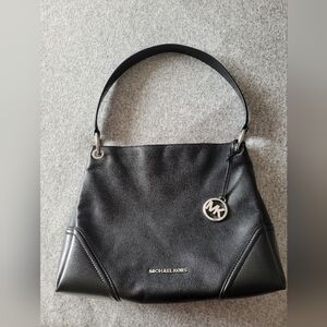 Black Michael Kors shoulder bag